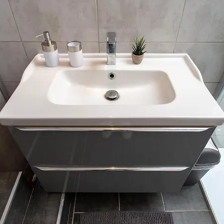 度假居 Maison 3 Min Zenith Et Stade - Parking, Wifi, Check-in Autonome 阿棉